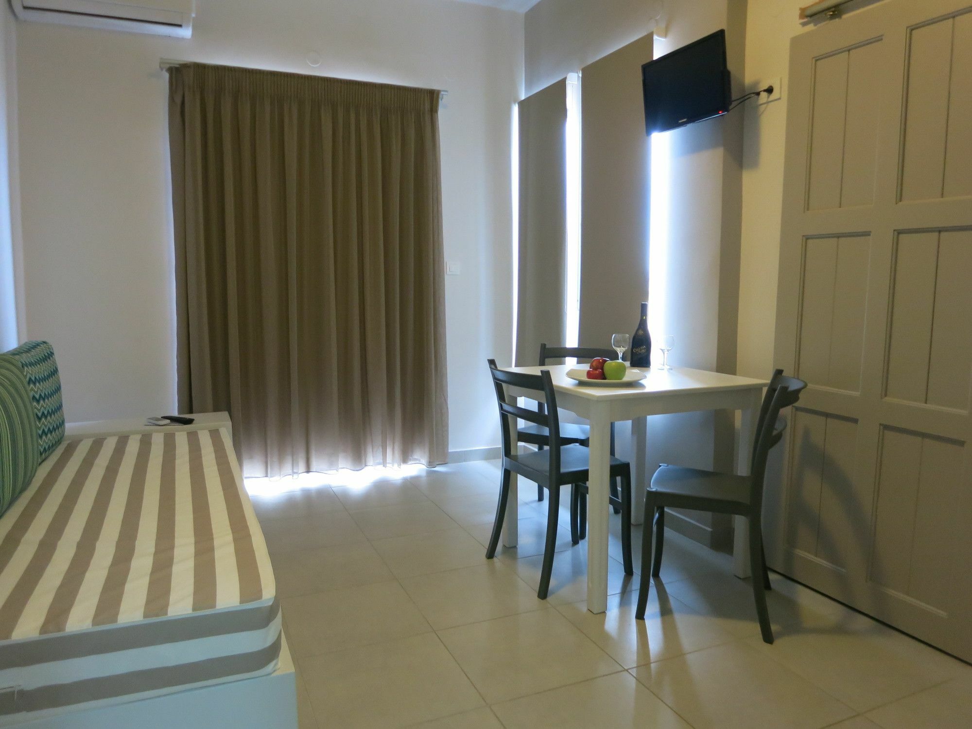 Amaryllis Aparthotel Platanés Exterior foto